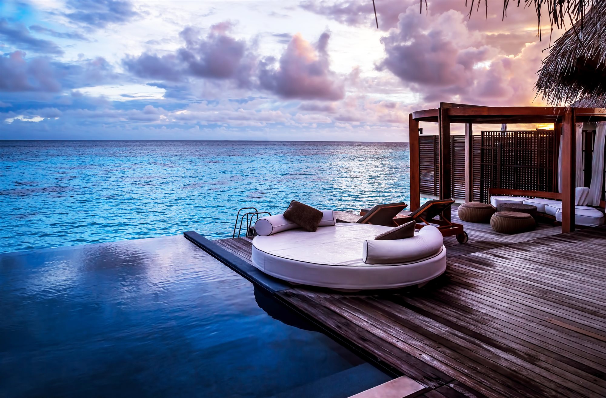 Luxury Inclusive Travel — five-star beachfront luxury resort Luxury Inclusive Travel — five-star beachfront luxury resort
